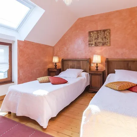 Charmante Longere 3 Avec Jardin Clos, Proche De Nantes, Ideale Pour Familles Et Detente - Fr-1-306-896